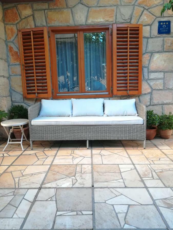 Holiday Home Leonida Jelsa  Exterior photo